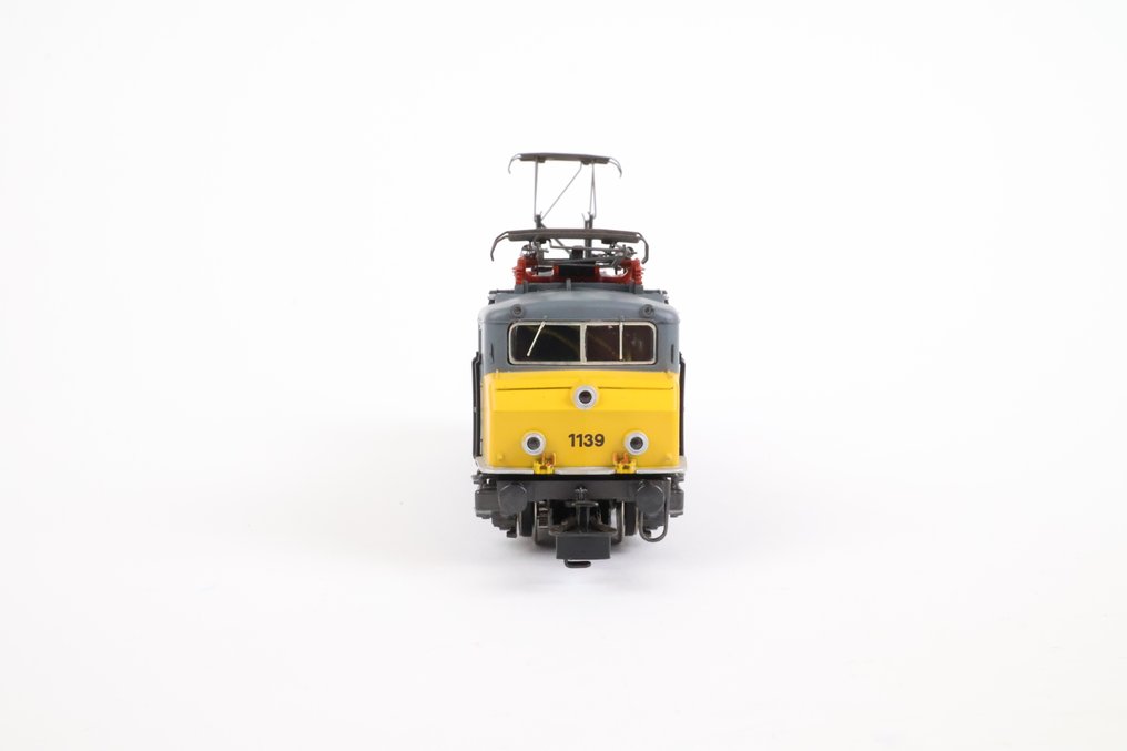 Märklin/Hamo H0 - 8324 - Locomotiva elettrica (1) - Serie 1100, con botsneus - NS #3.2