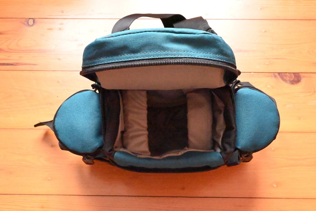 Lowepro Off trail Analogue camera #3.2