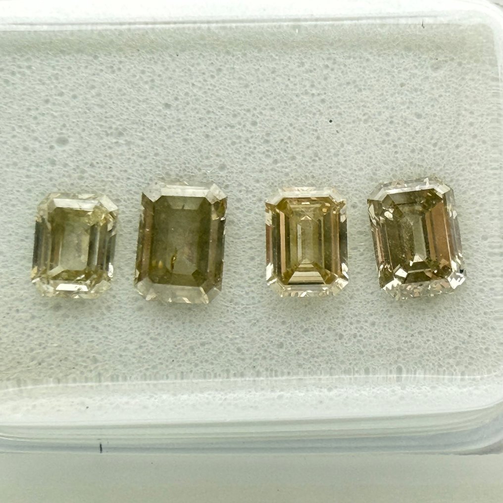 没有保留价 - 4 pcs 钻石  (天然色彩的)  - 1.11 ct - 矩形 灰色 - VS1 轻微内含一级, SI2 微内三含级, SI1 微内含一级, SI2 微内含二级 - Gemewizard宝石实验室（GWLab） #1.0