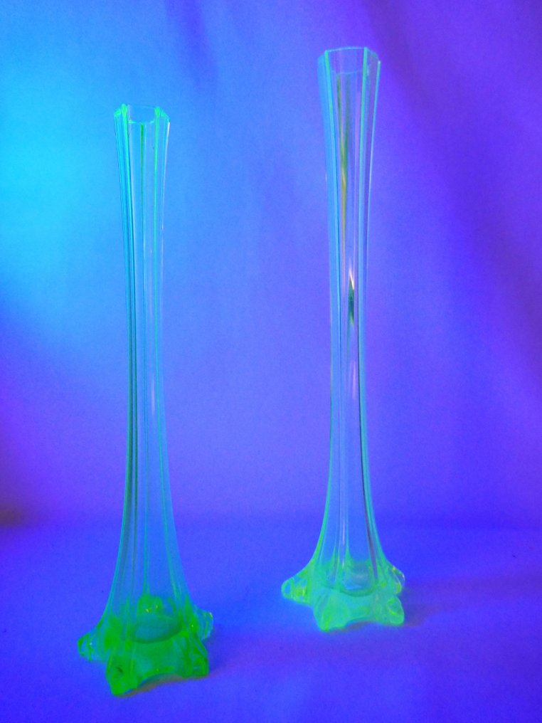 Βάζο (2) - Γυαλί ουρανίου #3.2