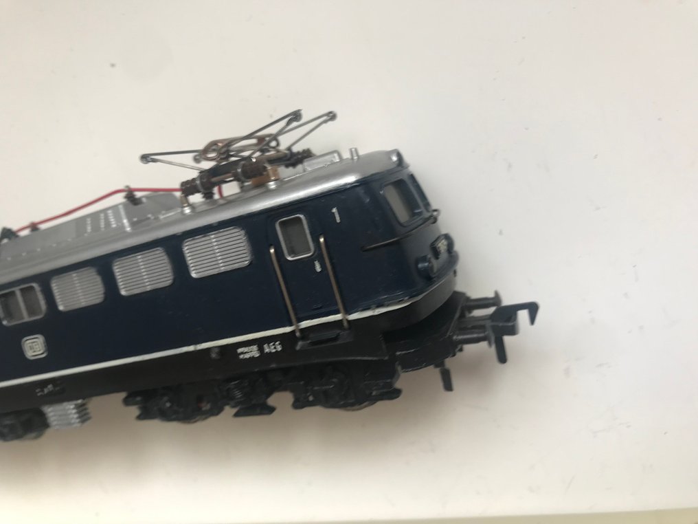 Fleischmann H0 - Ellokomotiv (3) - Fleischmann E 10 134 Guss og to TEN sovevogne. - DB #3.2