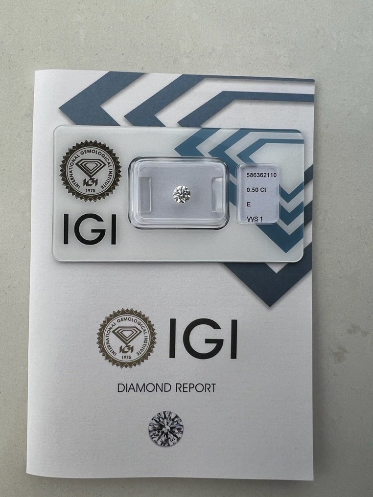 1 pcs Diamond  (Natural)  - 0.50 ct - Round - E - VVS1 - International Gemological Institute (IGI) #3.2