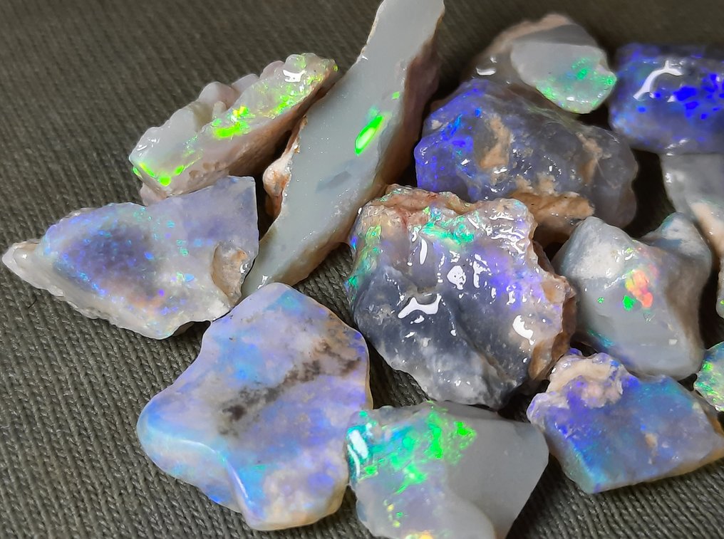 21.4 克拉 - 天然澳大利亚欧泊 粗糙- 4.28 g #4.3