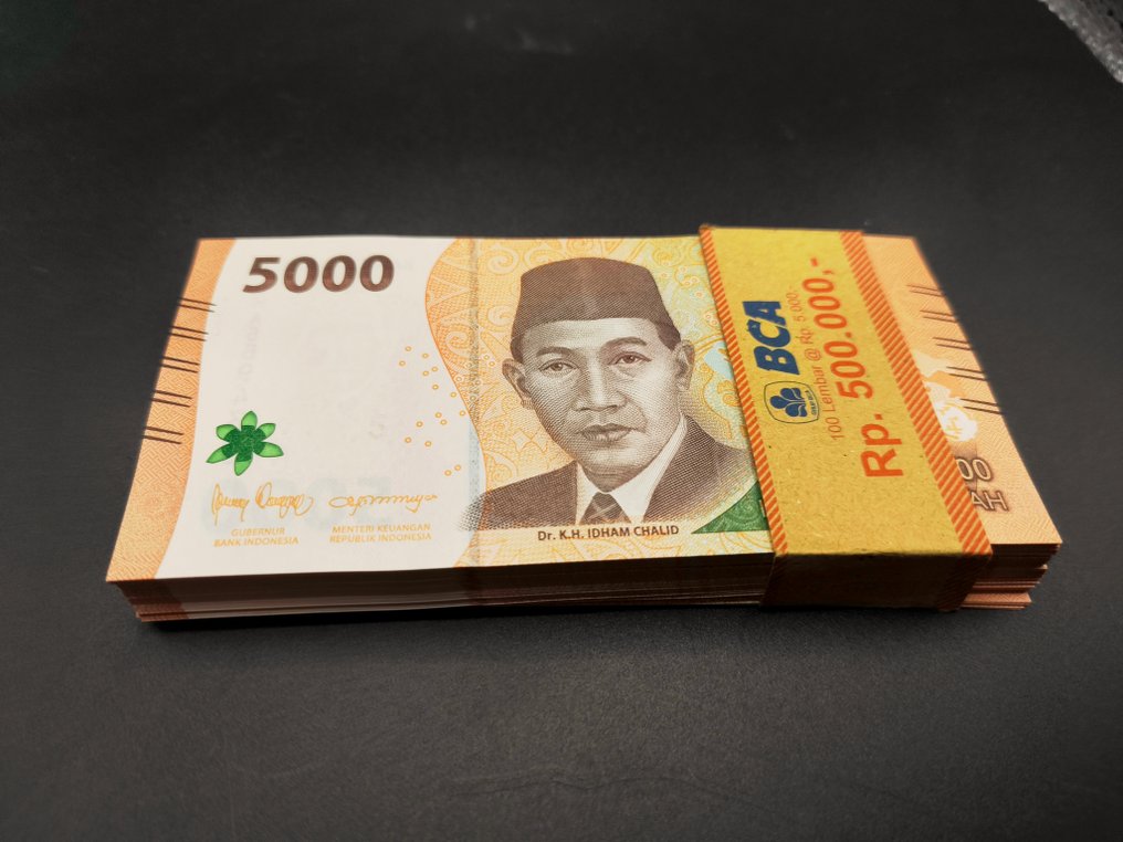 Indonésia. - 100 x 5000 Rupiah 2022/2025 - Pick 164 (Sem preço de reserva) #1.0