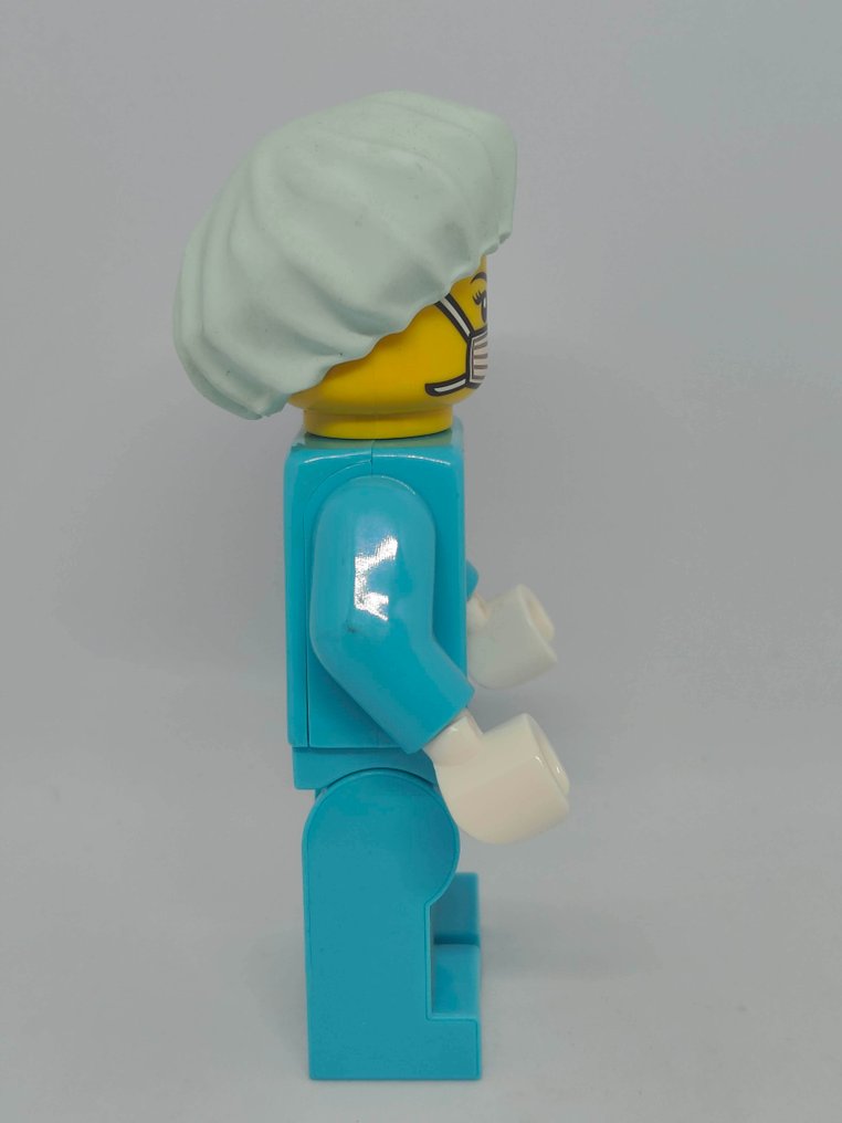 LEGO - NEW - Doctor Surgeon - Torch - Big Minifigure #3.2