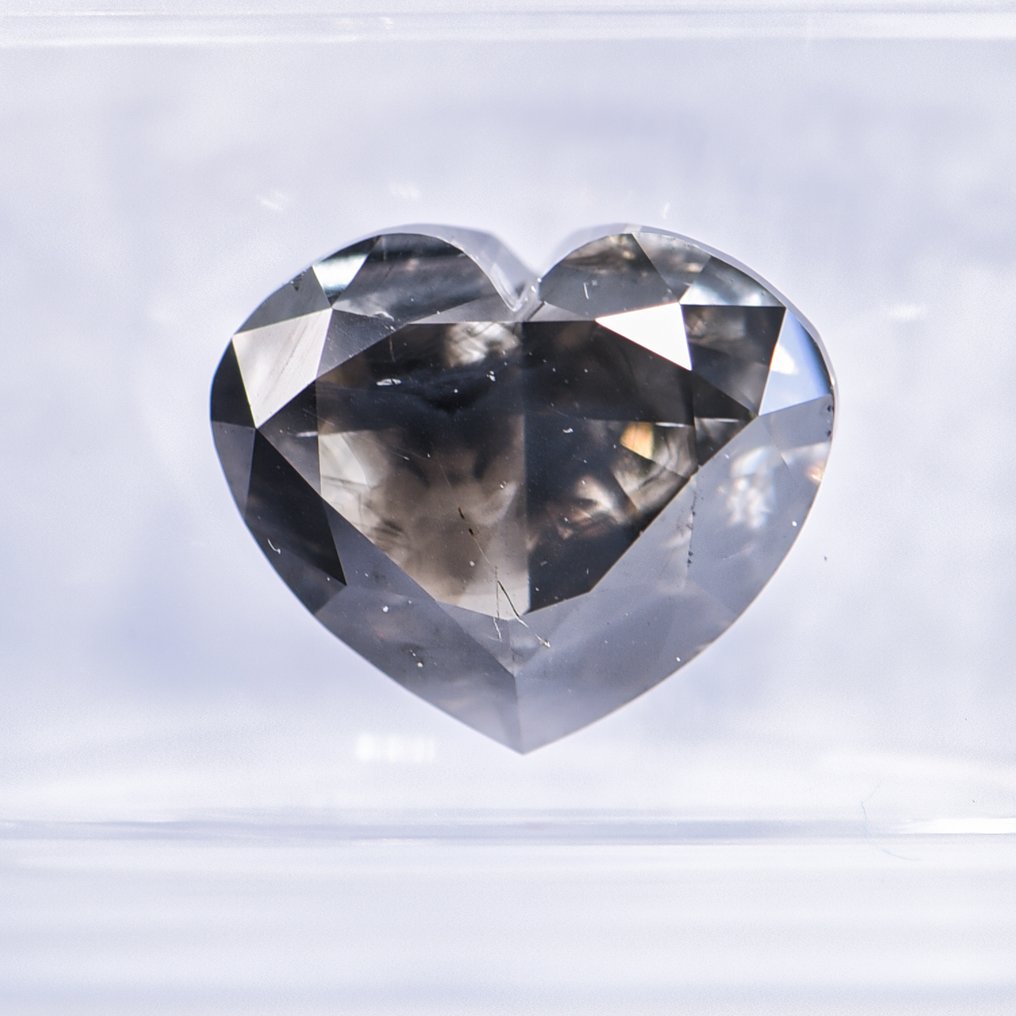 没有保留价 - 1 pcs 钻石  (天然色彩的)  - 3.70 ct - 心形 - Fancy dark 稍帶灰色的, 稍帶綠色的 黄色 - SI2 微内含二级 - 国际宝石研究院（IGI） - VG VG #1.0