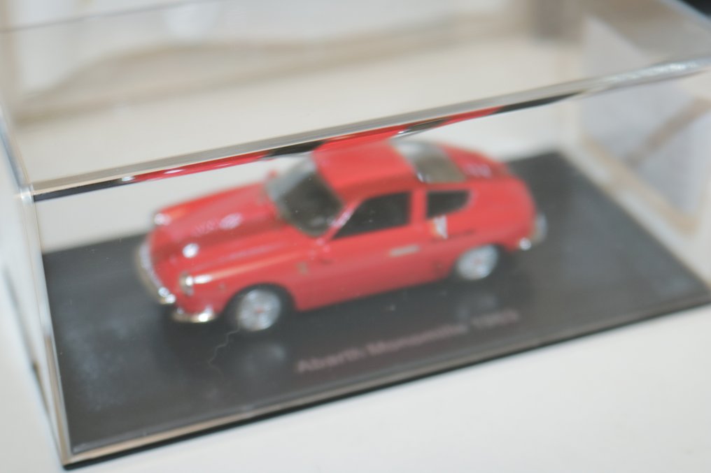 Minichamps, Neo Scale Models 1:43 - 模型汽车  (3) - Lot of 3 Modelcars of MiniChamps and Neo o.a. MiniChamps Ford S-Max Super Rare in box Superb - 多么漂亮的模型 ****** #4.3