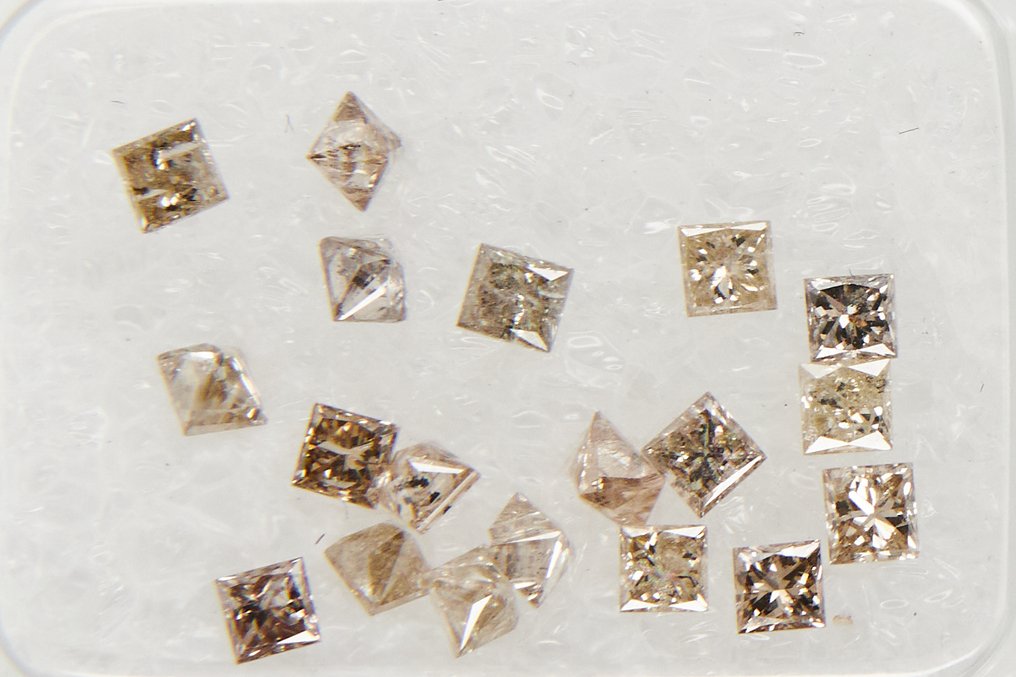 Ingen mindstepris - 19 pcs Diamant (Natur) - 1.04 ct - Rektangel - SI1, SI2, I1, I2, I3 - Gem Report Antwerp (GRA) #1.0