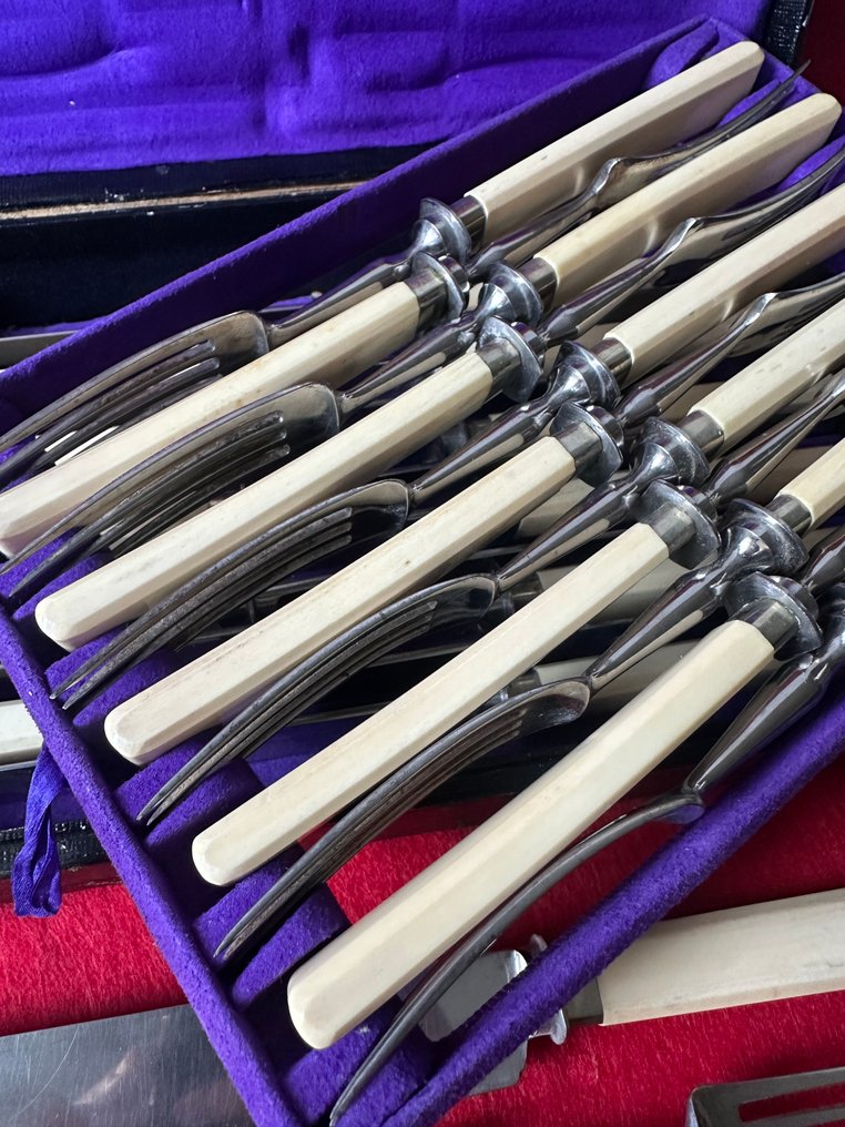 Posate Epoca Vittoriana - V&H - Σετ μαχαιροπήρουνων - Χάλυβας, Βακελίτης - Custodia με βελούδο #2.1