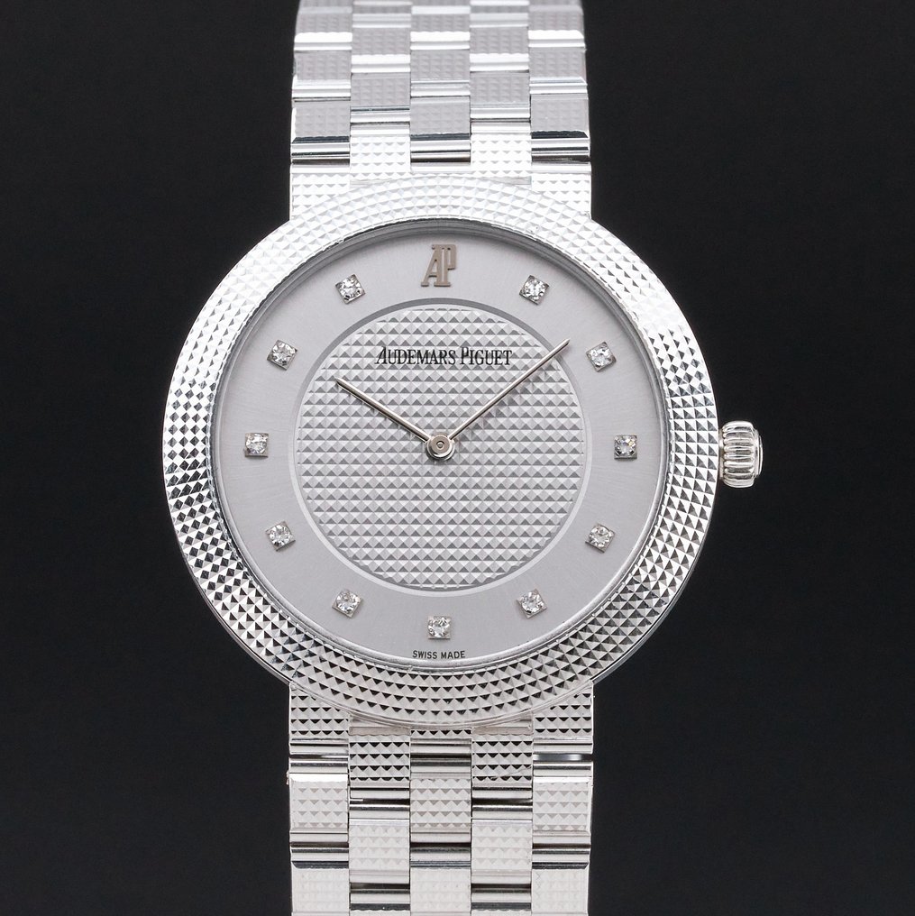 Audemars Piguet - Classic - 15026BC - Unisex - 1999 #1.0