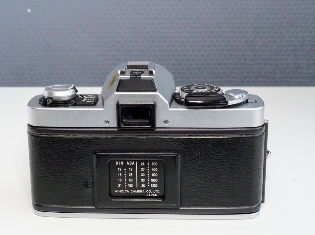 Minolta XG-9 + Rokkor lenzen: 1,7/50mm + 2,8/28mm | Egylencsés reflex fényképezőgép (SLR) #3.2