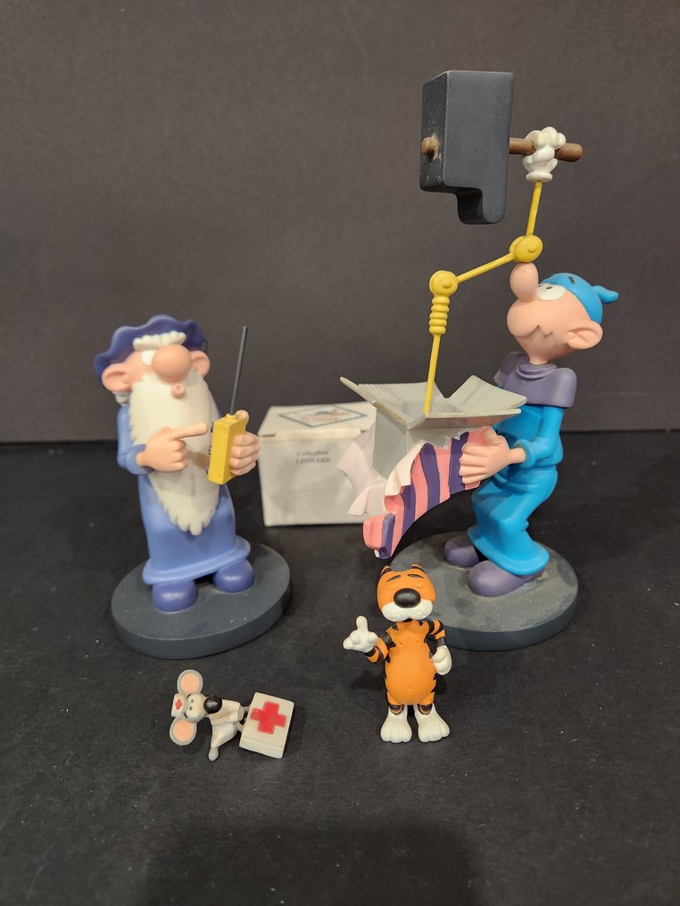 Leblon Delienne - Léonard - 1 - Collection complète scène Leonard Tralala #1.0