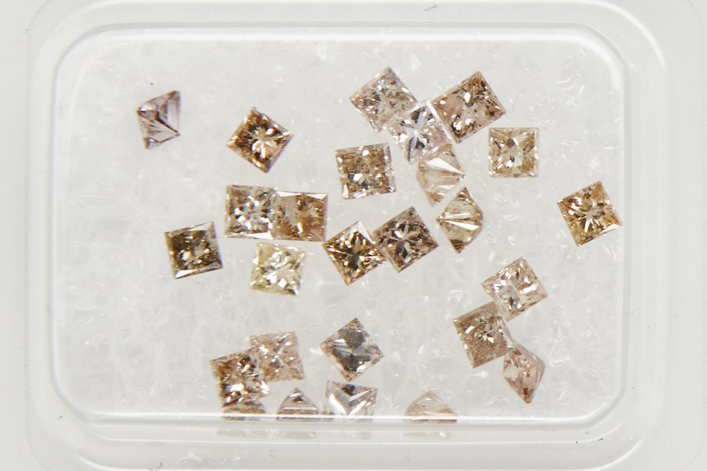 χωρίς τιμή ασφαλείας - 26 pcs Διαμάντι  (Φυσικό)  - 1.40 ct - Ορθογώνια - SI1, SI2, I1, I2, I3 - Gem Report Antwerp (GRA) #2.1