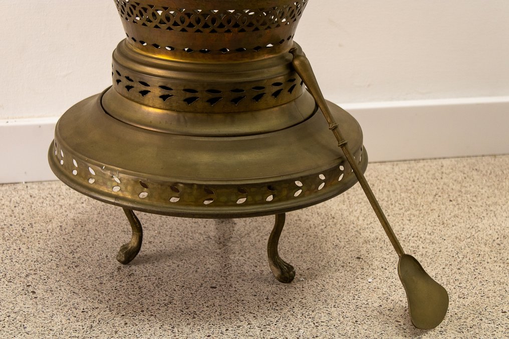 火盆 - 黄铜, 铜 - 带有调色板的圆顶 #3.2