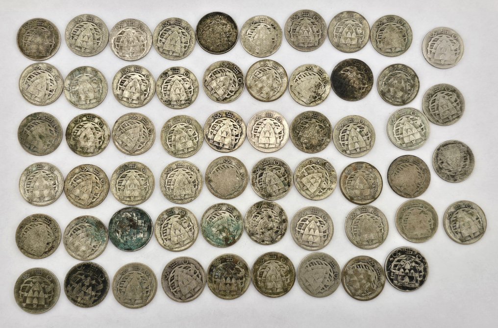 Portugal. Republic. 2 ½ Escudos (58 Moedas)  (Zonder Minimumprijs) #1.0