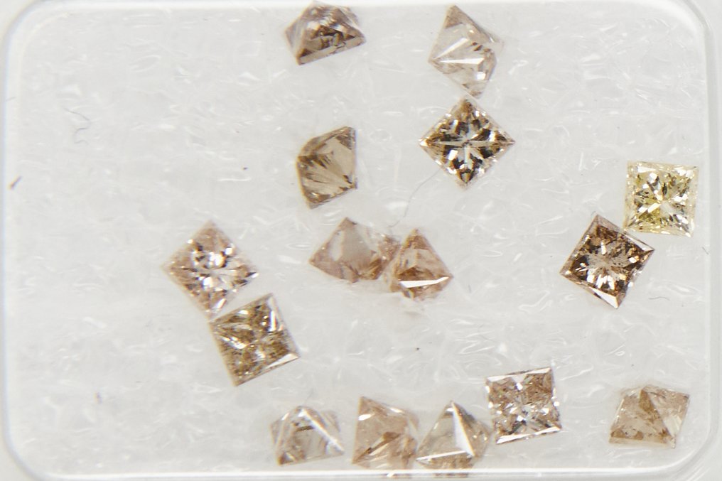 Sin precio de reserva - 15 pcs Diamante (Natural) - 1.06 ct - Rectángulo - SI1, SI2, I1, I2, I3 - Gem Report Antwerp (GRA) #1.0