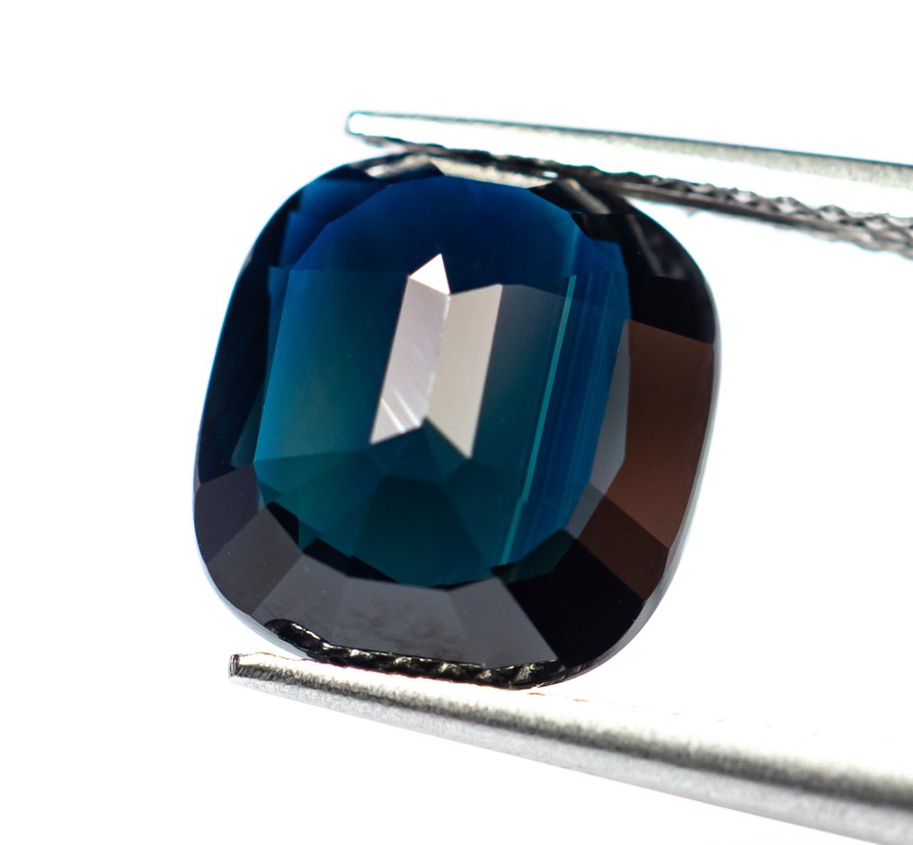 Zonder minimumprijs Saffier - 5.08 ct - Bellerophon Gemlab - Dark Greenish Blue #4.3