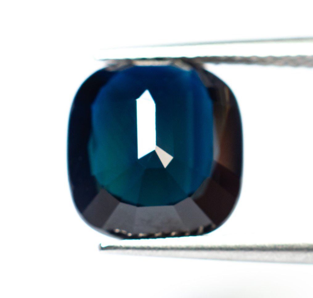 Zonder minimumprijs Saffier - 5.08 ct - Bellerophon Gemlab - Dark Greenish Blue #3.2