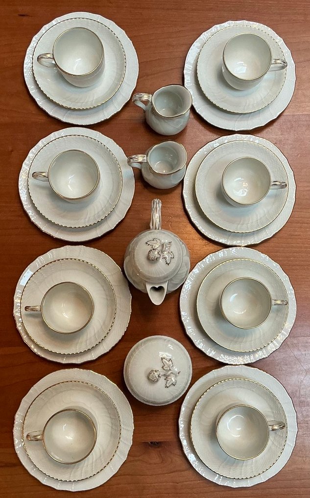 Königlich Porzellan Manufaktur Berlin (KPM) - Σερβίτσιο καφέ και τσαγιού (28) - Neuozier - Πορσελάνη #1.0