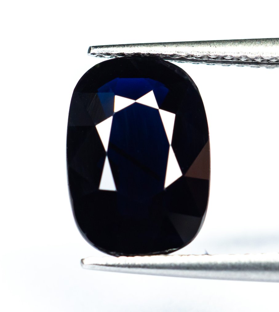 Ingen mindstepris Safir  - 5.29 ct - Bellerophon Gemlab - Mørk Blå #1.0