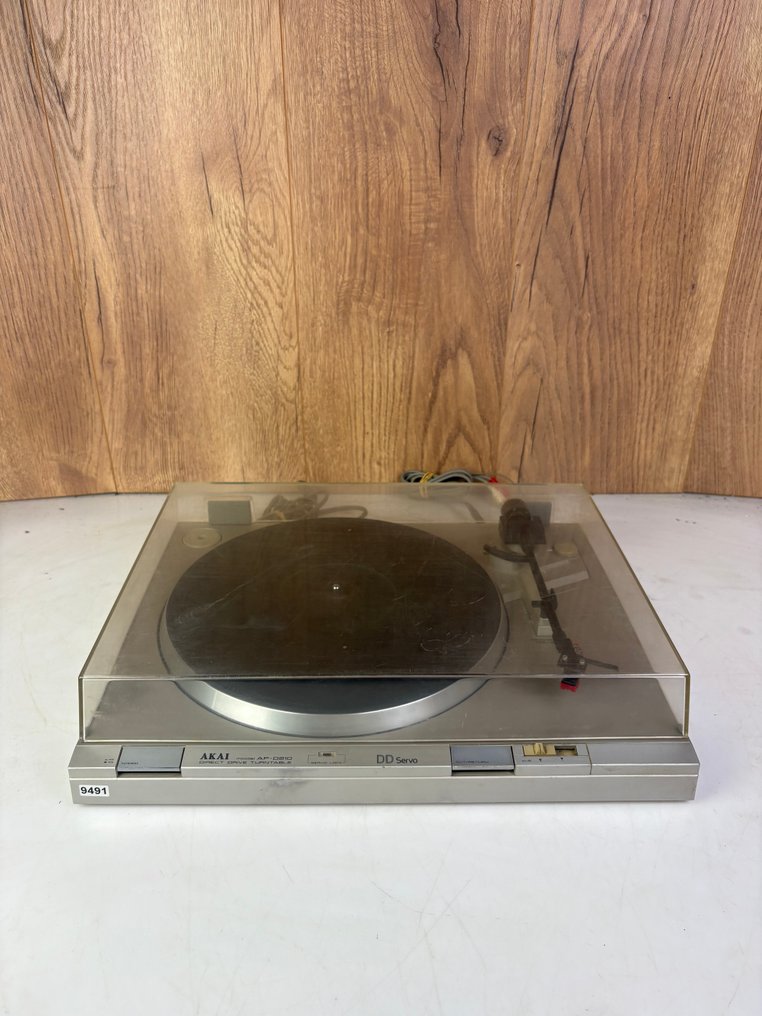 Akai - AP-D210 Turntable #3.2