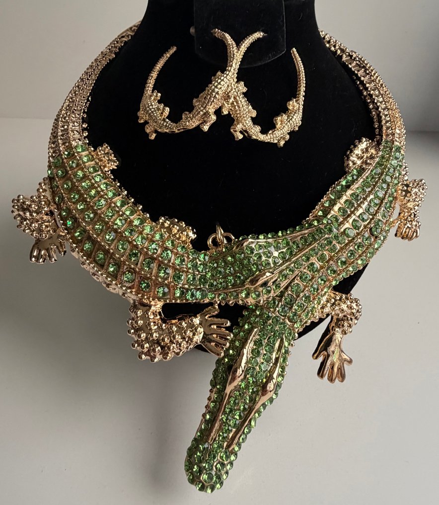 主題系列 - 令人惊叹的24K镀金法国Sauvage套装：“Le Crocodile”项链和耳环 #4.3