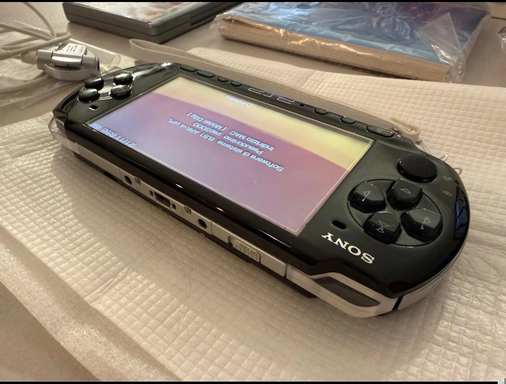 Sony - Playstation Portable (PSP) - PSP-3004 Boxed (Mint) - Video game console + games - In original box #2.1
