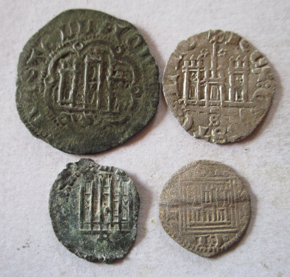 . Kingdom of Castile and León Lote de 4 monedas Alfonso X, Enrique II, Juan I, Juan II (No Reserve Price) #4.3