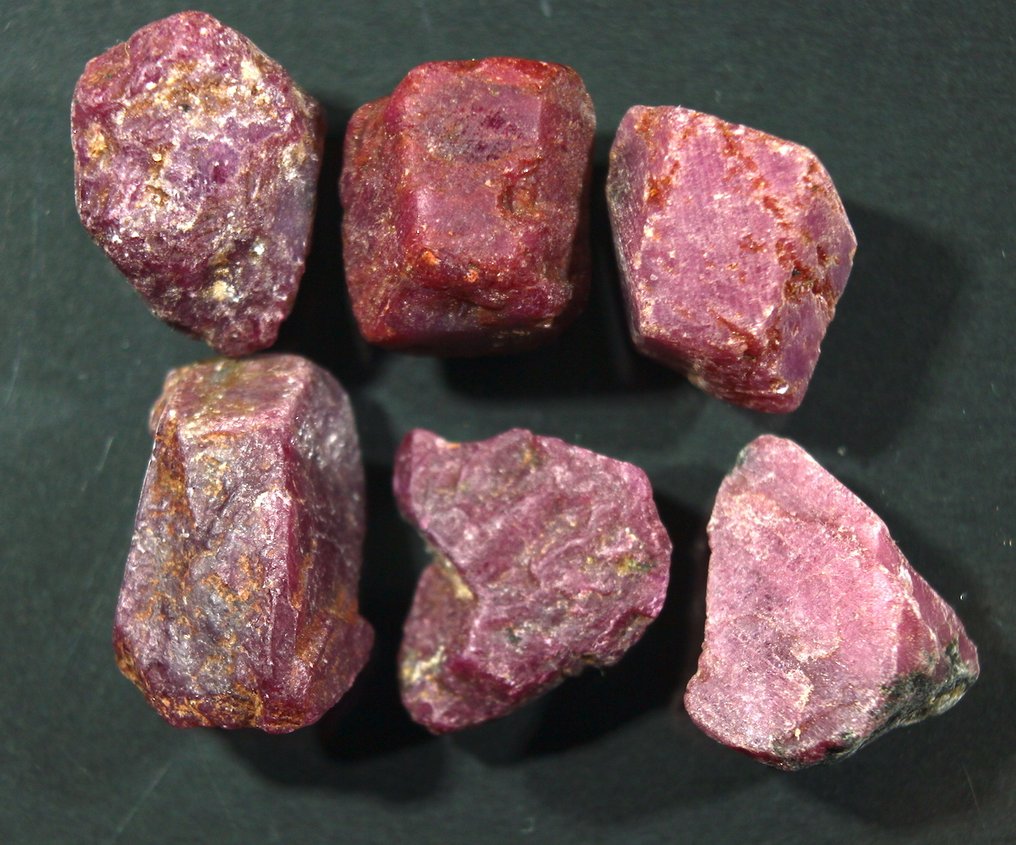 177.40 carats natural rough ruby Specimen- 35.48 g #1.0