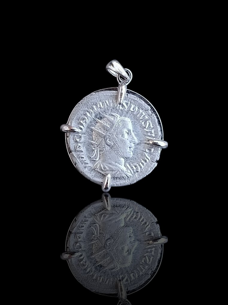 Pandantiv modern din argint cu tematică romană antică Argint Pandantiv monedă - Împăratul Gordianus III #1.0