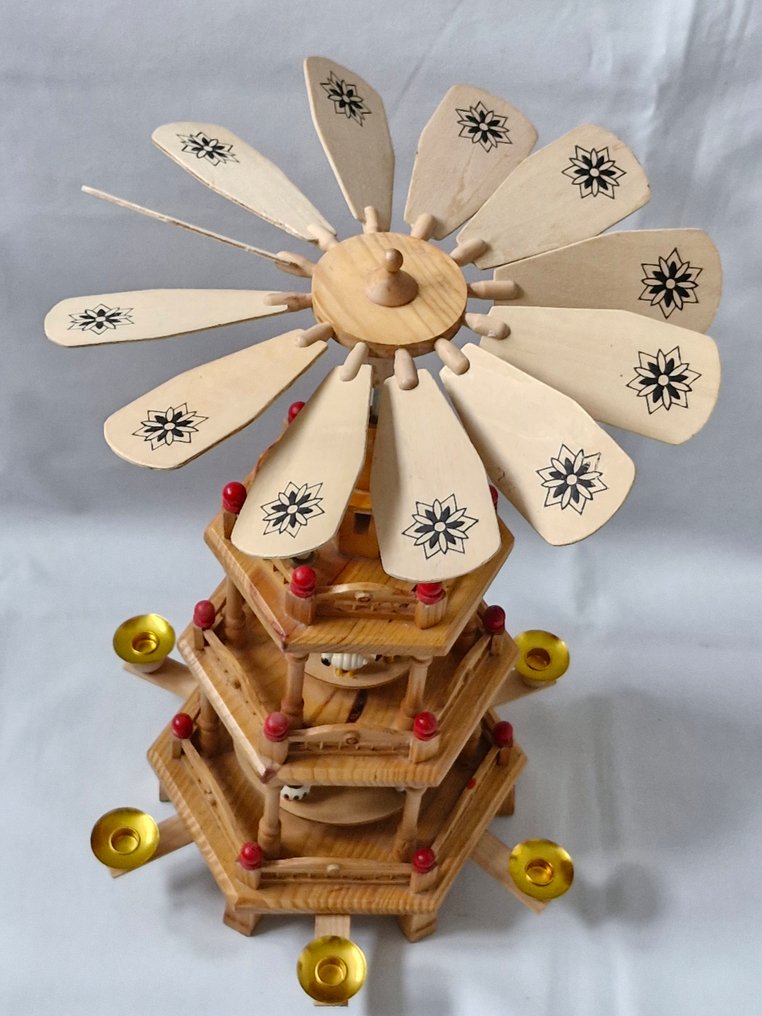 Christmas decoration - Wood - Christmas pyramid with 18 candles #3.2