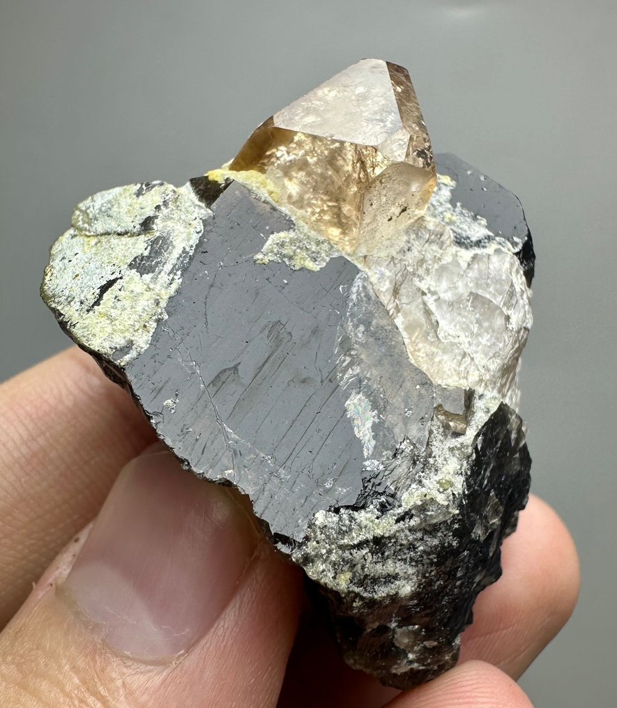 Topas kristallkluster - Höjd: 43 mm - Bredd: 36 mm- 38.8 g - (1) #3.2