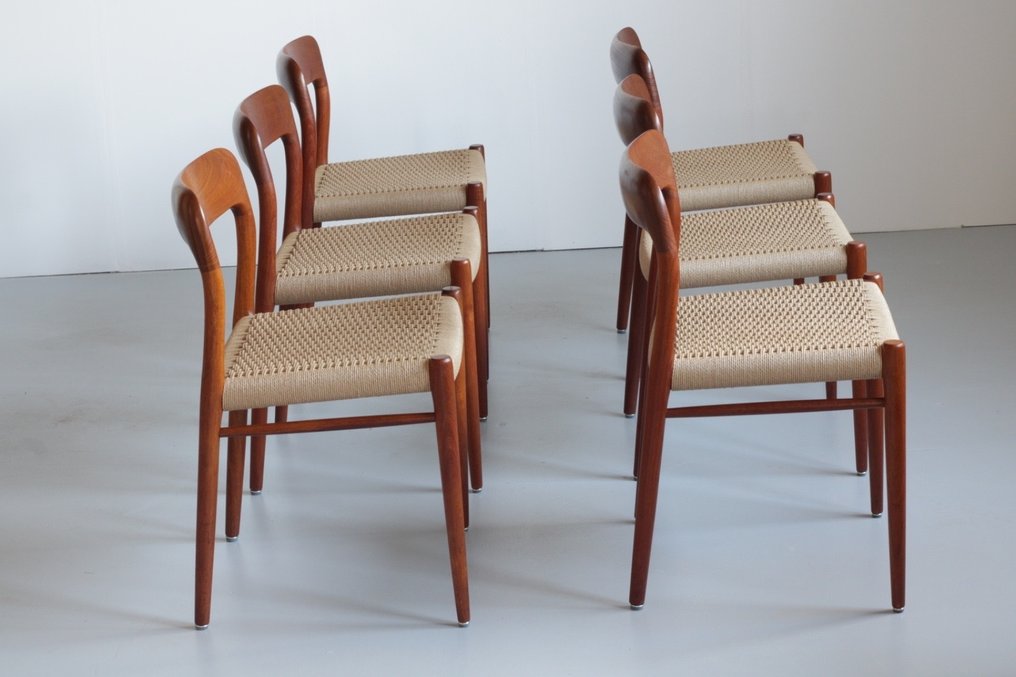 J.L. Møllers Møbelfabrik - Niels Otto Møller - Krzesło do jadalni (6) - Model 75 - Drzewo tekowe #2.1