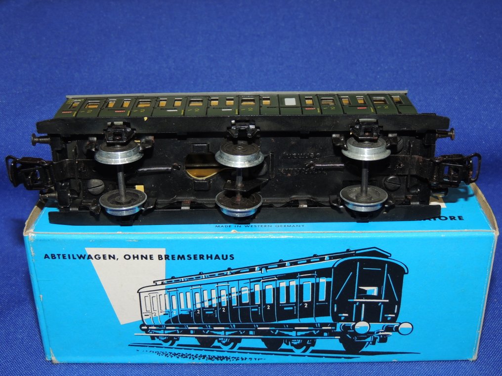 Märklin H0 - 4004, 4041 - Carrozza passeggeri di modellini di treni (4) - 3x carrozze compartment e carrozze bagagli - DB #2.1