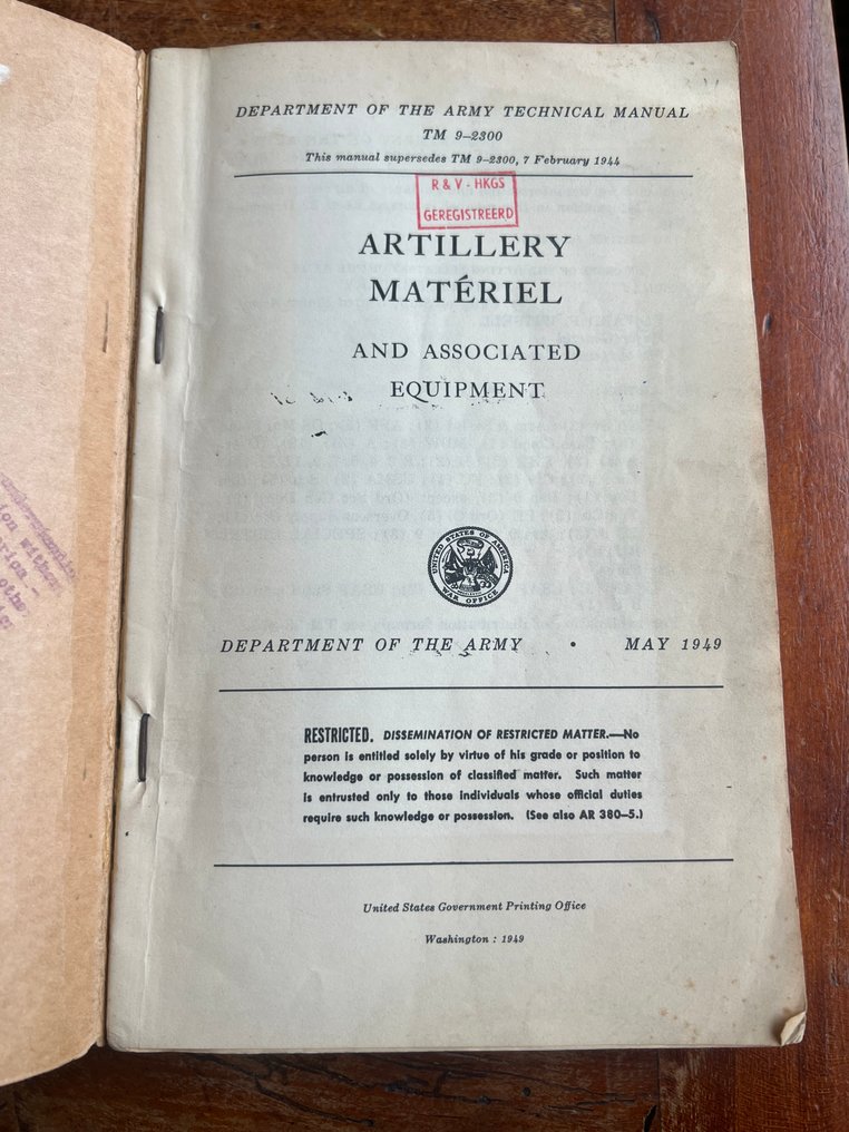 Huge US Army manual Artillery Materiel - Tanks - Halftracks - Binoculars - Guns - Watches - 1949 #4.3
