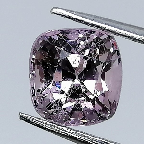 1 pcs  Spinel  - 1.25 ct - Instituto Gemólogico Español (IGE) - Untreated #1.0