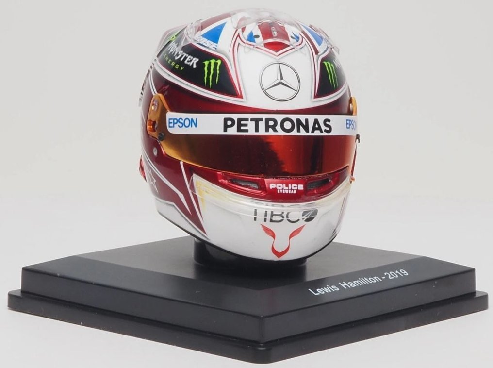 Spark 1:5 - Model car - Rare! Lewis Hamilton Silverstone 2019 WC Helmet (1/5) - 7 Times World Champion Formula 1 #2.1