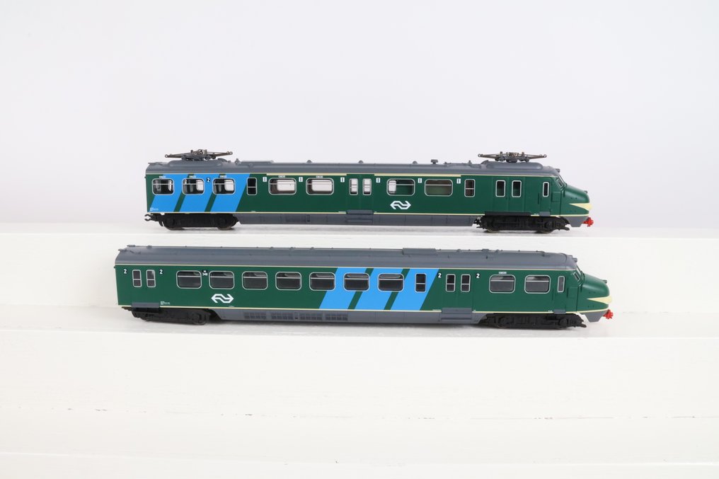 Piko H0 - 57524 - Treno automotore (1) - Mat '54 "Hondekop" 348 verde con strisce pubblicitarie - NS #1.0