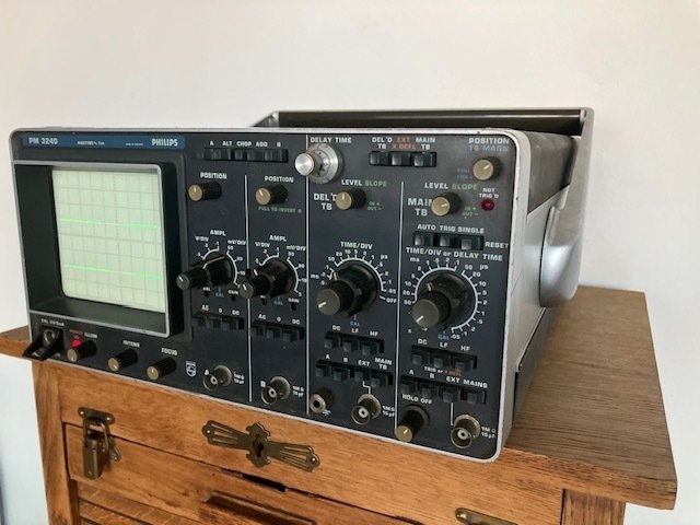 Philips - PM3240 Oscilloscopio #2.1