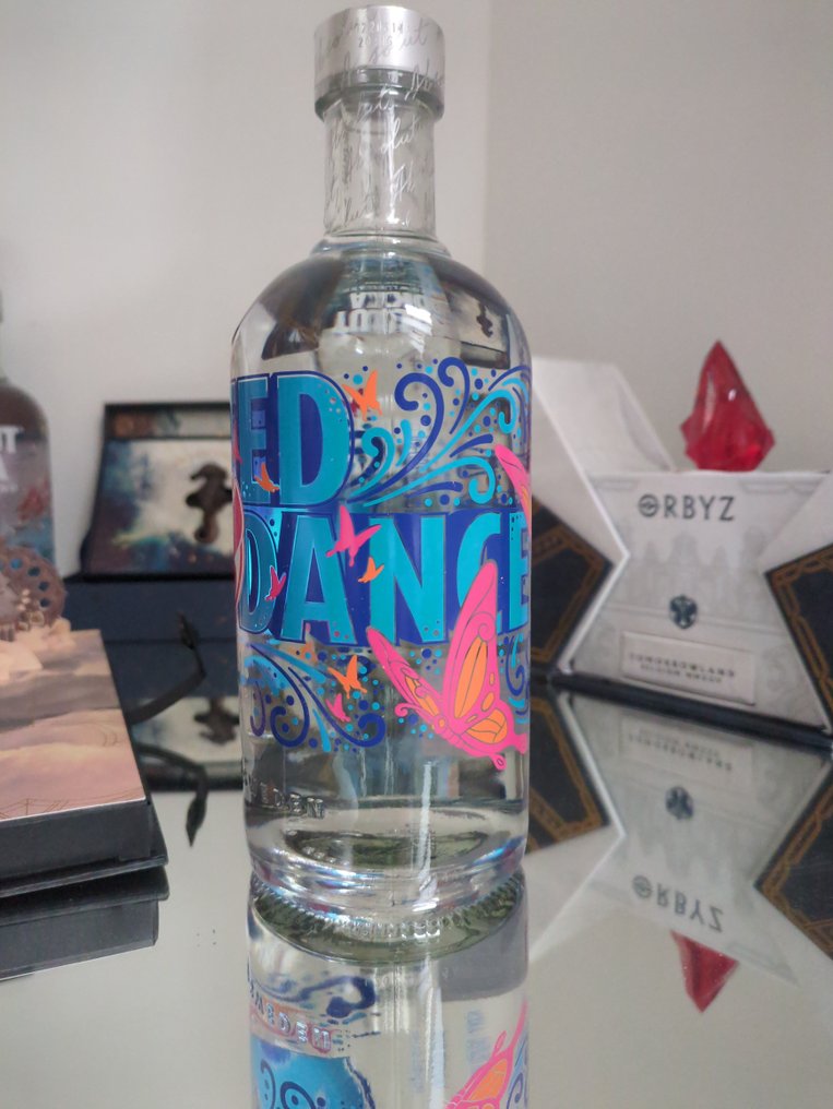 Absolut - Tomorrowland Limited Edition - b. 2022, 2023, 2025 - 70cl - 5 bouteilles #2.1