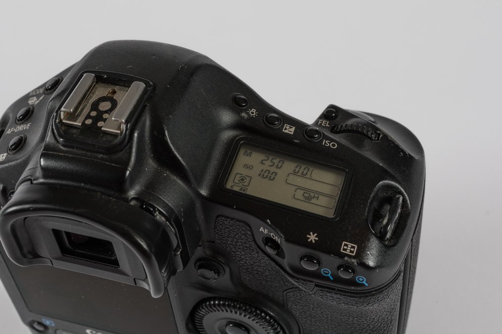 Canon EOS-1D Mark IV 数码反光相机 (DSLR) #4.3