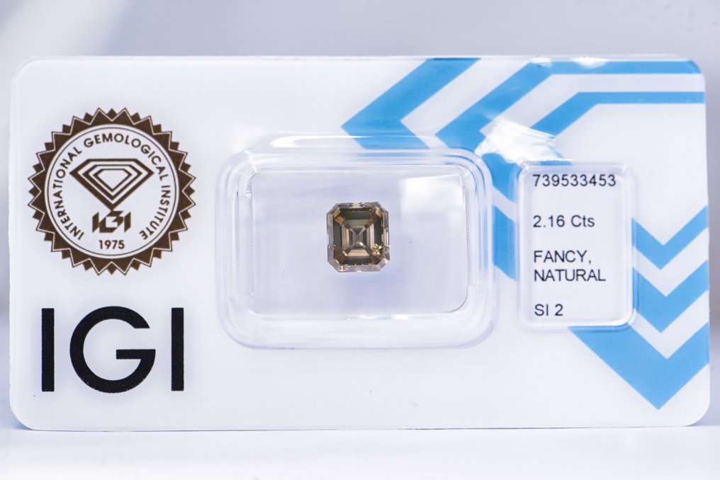 Ingen mindstepris - 1 pcs Diamant  (Naturfarvet)  - 2.16 ct - Smaragd - Fancy Grålig, Grønlig Gul - SI2 - International Gemological Institute (IGI) - VG #1.0