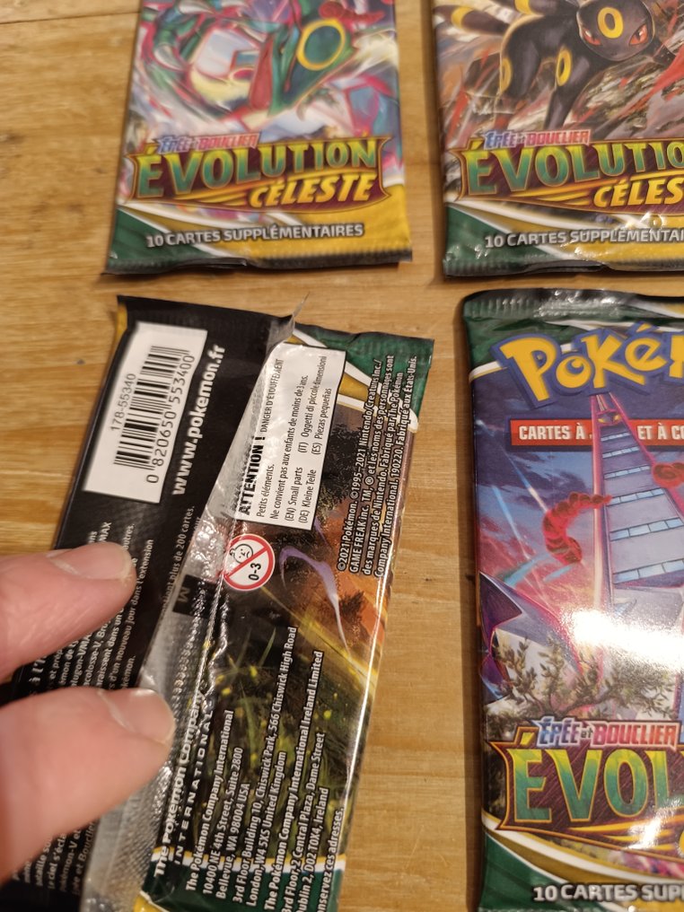 Pokémon - 4 Booster pack - Sword & Shield #3.2