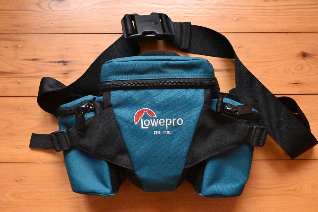 Lowepro Off trail Analogue camera #4.3