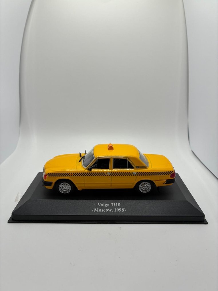 1:43 - Model car - VOLGA - 3110 #2.1