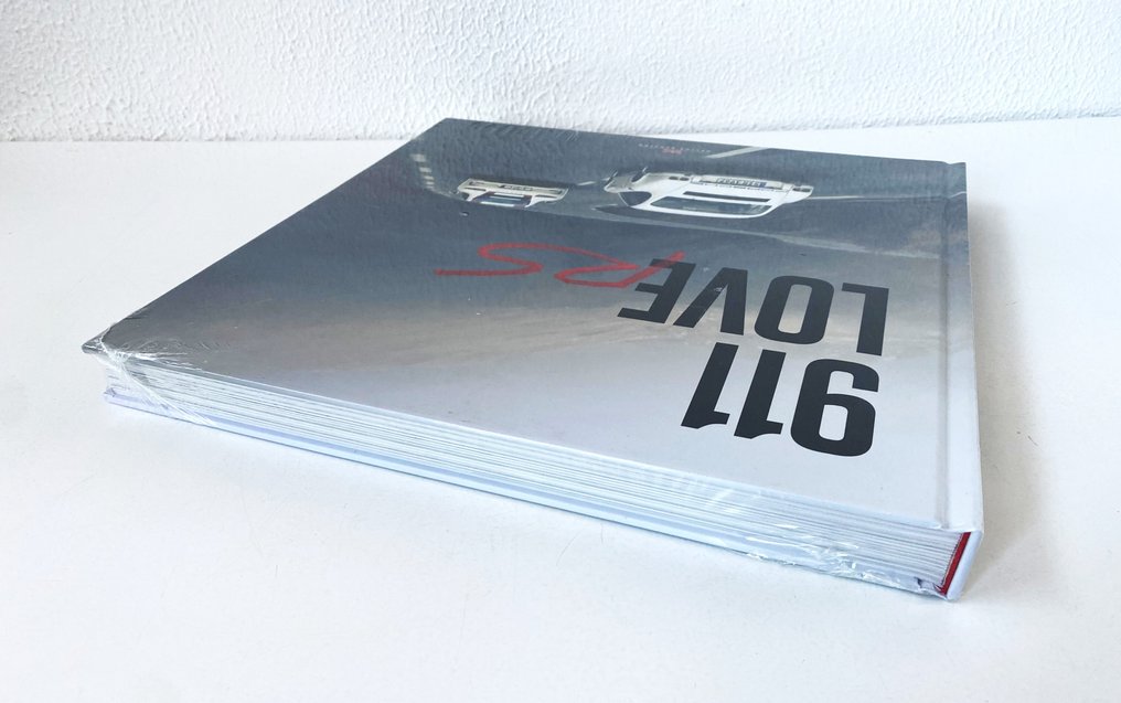 911 Love RS - From R to R, 50 years of Porsche RS #3.2