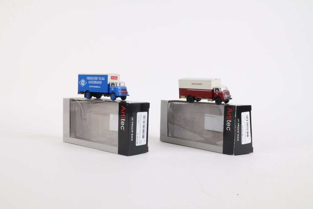 Artitec H0 - 487.032.06/487.041.04 - Οχήματα τρένων μοντελισμού (2) - Daf Cab '70 'Friesche Vlag' και '64 'RTM'. #1.0