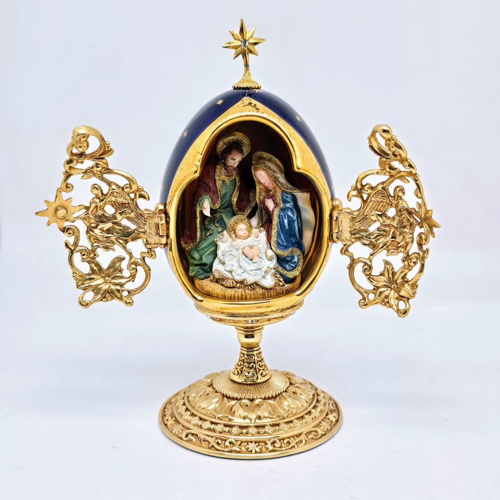 Faberge-æg Æg - Fabergé - 22k gilded Imperial "A king is born" collector egg, House of Igor Carl Faberge, Franklin - 18 cm - 15 cm - 8.5 cm #1.0
