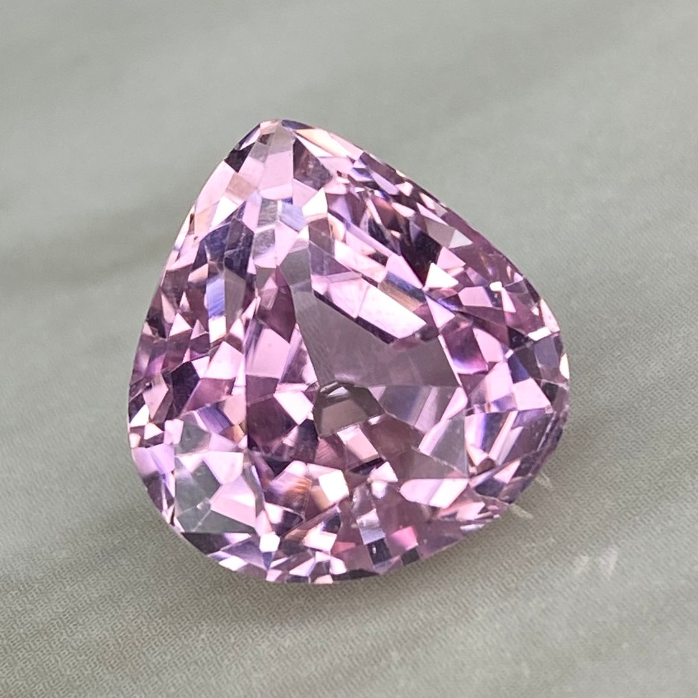 Nincs minimálár Rózsaszín Kunzit - 17.87 ct - Nemzetközi Színes Drágakő Szövetség (ICA GemLab) #1.0