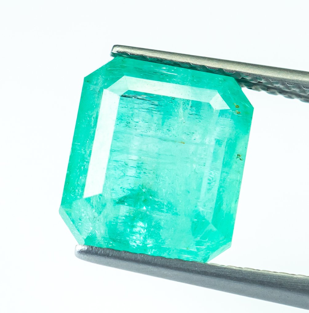 Ingen reservasjonspris Smaragd - 4.43 ct - Bellerophon Gemlab - Blågrønn (Nigeria) #2.1